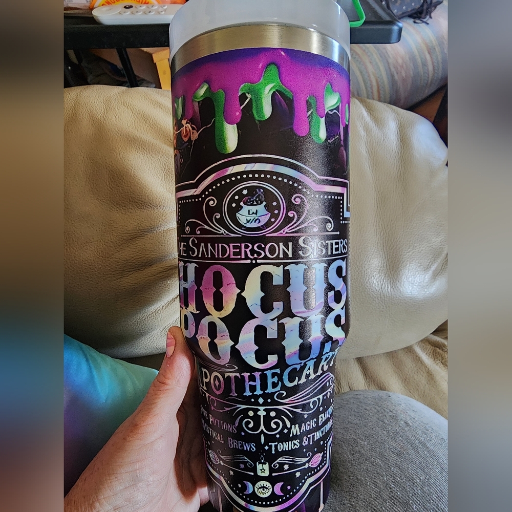 🍶Hocus Pocus Apothecary Tumbler (40oz)